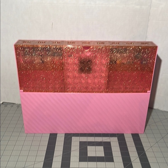 L.O.L. surprise pop up store carry case - Picture 6 of 6